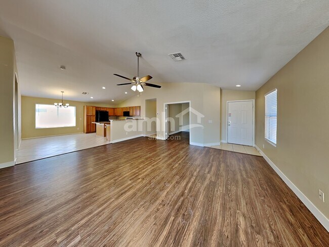 Building Photo - 237 S 125th Avenue
