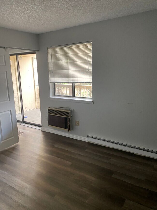 Building Photo - Newly Renovated Condo in Sable Landing