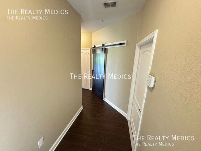 Foto del edificio - 8964 Azalea Sands Ln