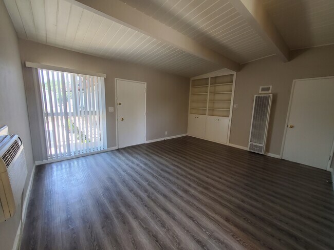 Foto del edificio - 4133 La Crescenta Ave