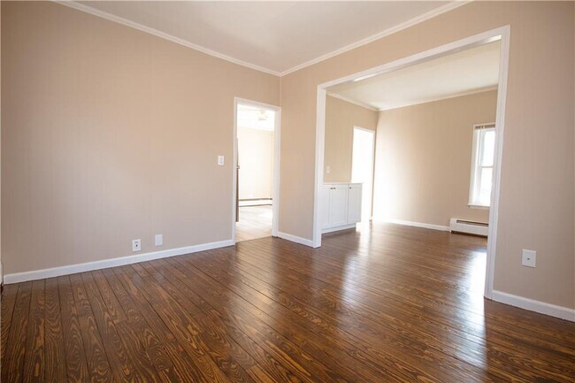 Building Photo - 58 Griffin St
