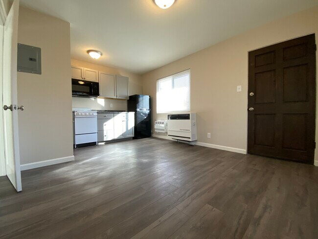 Foto del edificio - 215 River Rock St