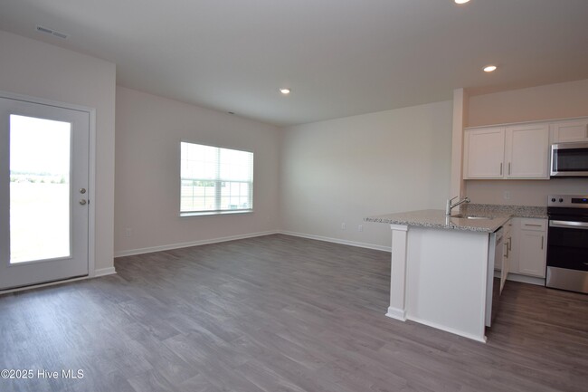 Foto del edificio - 3605 Sedge Dr