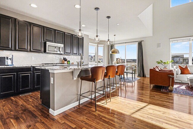 Foto del edificio - Beautiful 3-Bedroom Home on Corner Lot Backing to Greenbelt – Parker