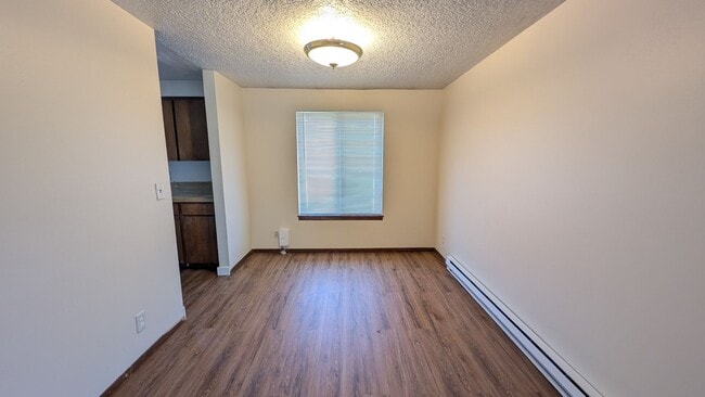 Foto del edificio - 2 bedroom 1 bath duplex