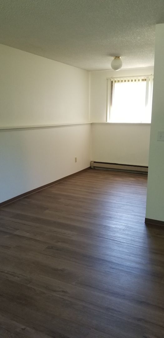 Building Photo - 345 NW Thomas St