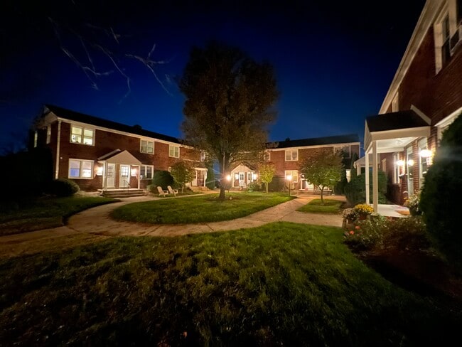 Foto del edificio - 3524 Rhoads Ave