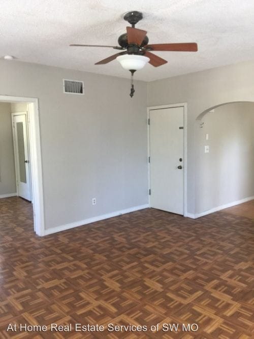 Foto del edificio - 530 W Mt Vernon St