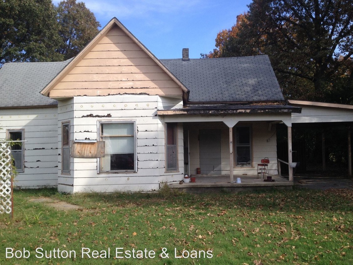 Primary Photo - 407 Stewart St
