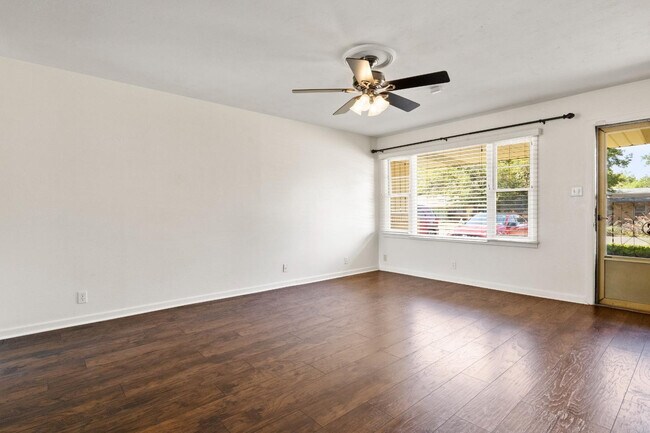 Foto del edificio - 3809 40th St