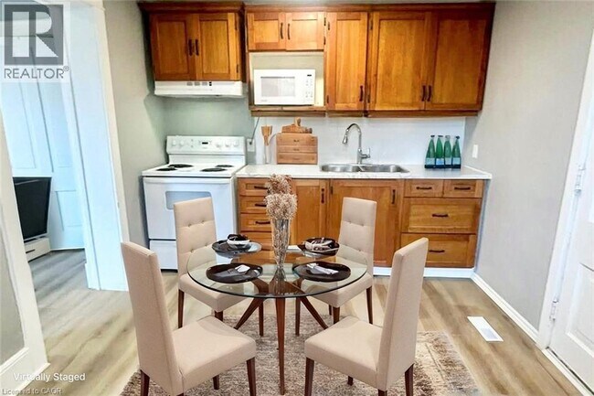 Photo du bâtiment - 33 Bute St