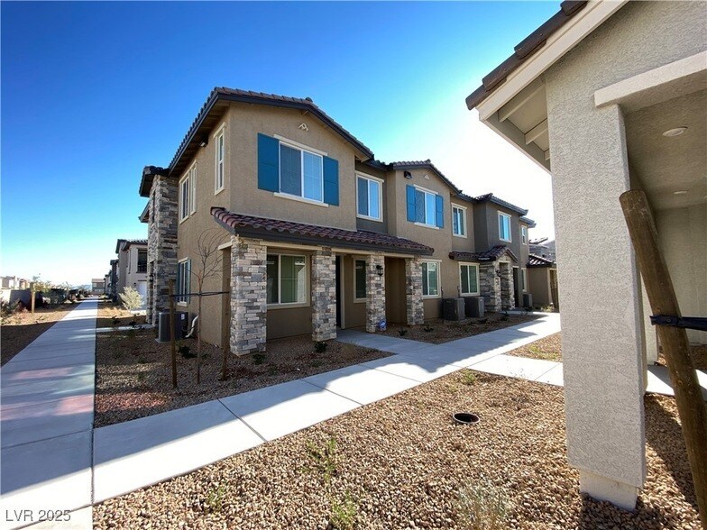 Foto principal - 7364 N Decatur Blvd