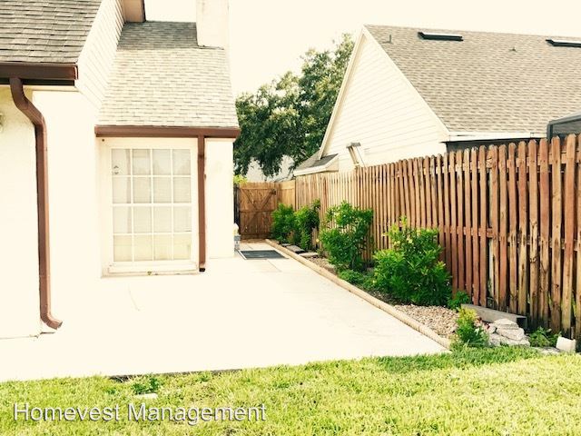 Building Photo - 512 White River Dr
