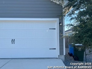 Foto del edificio - 621 Heathers Wy
