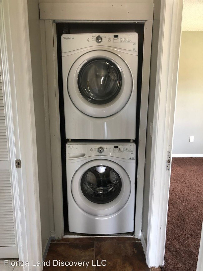 Foto del edificio - 3217 Oak Lawn Pl