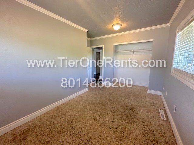 Foto del edificio - This property offers a NO DEPOSIT option a...