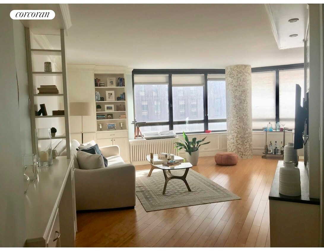 630 1st Ave. Unit 15E Photo