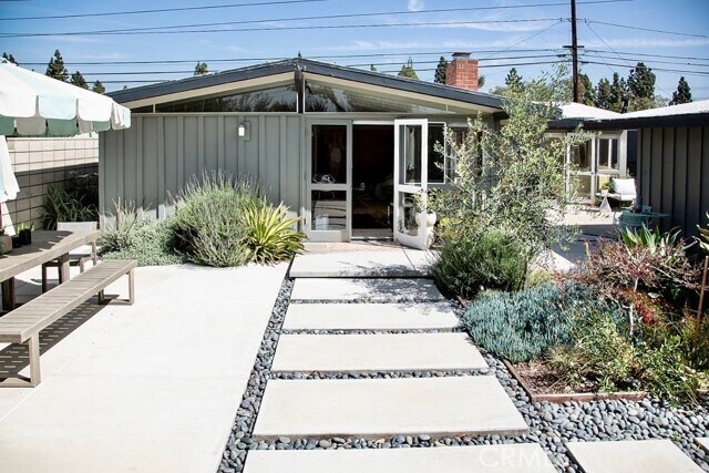 Foto principal - 3168 Stevely Ave
