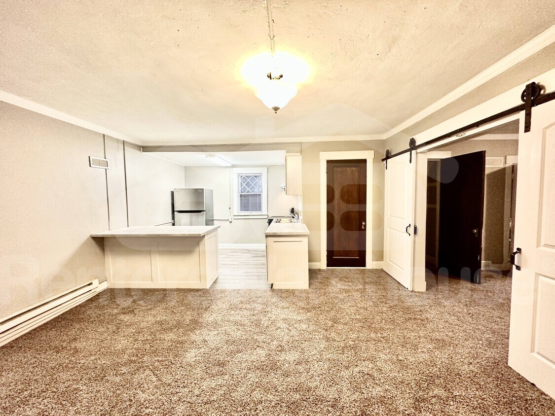 Foto principal - 2500 Grand Ave