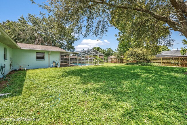 Building Photo - 872 Bartel Ct
