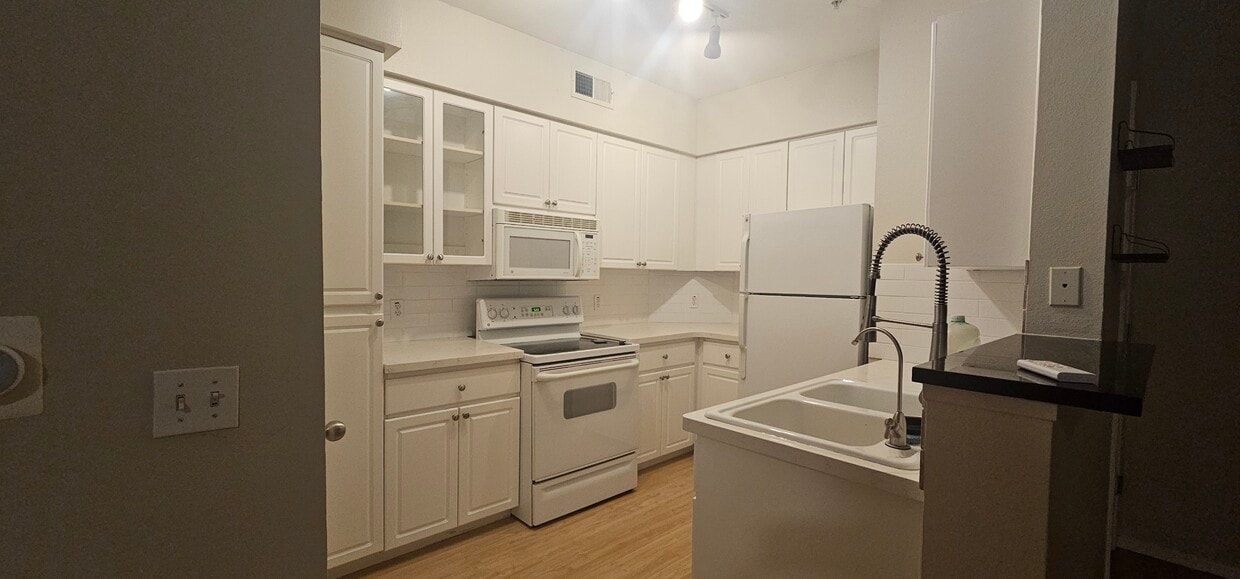 1701 E Colter St Unit 263, Phoenix, AZ 85016 Condo for Rent in