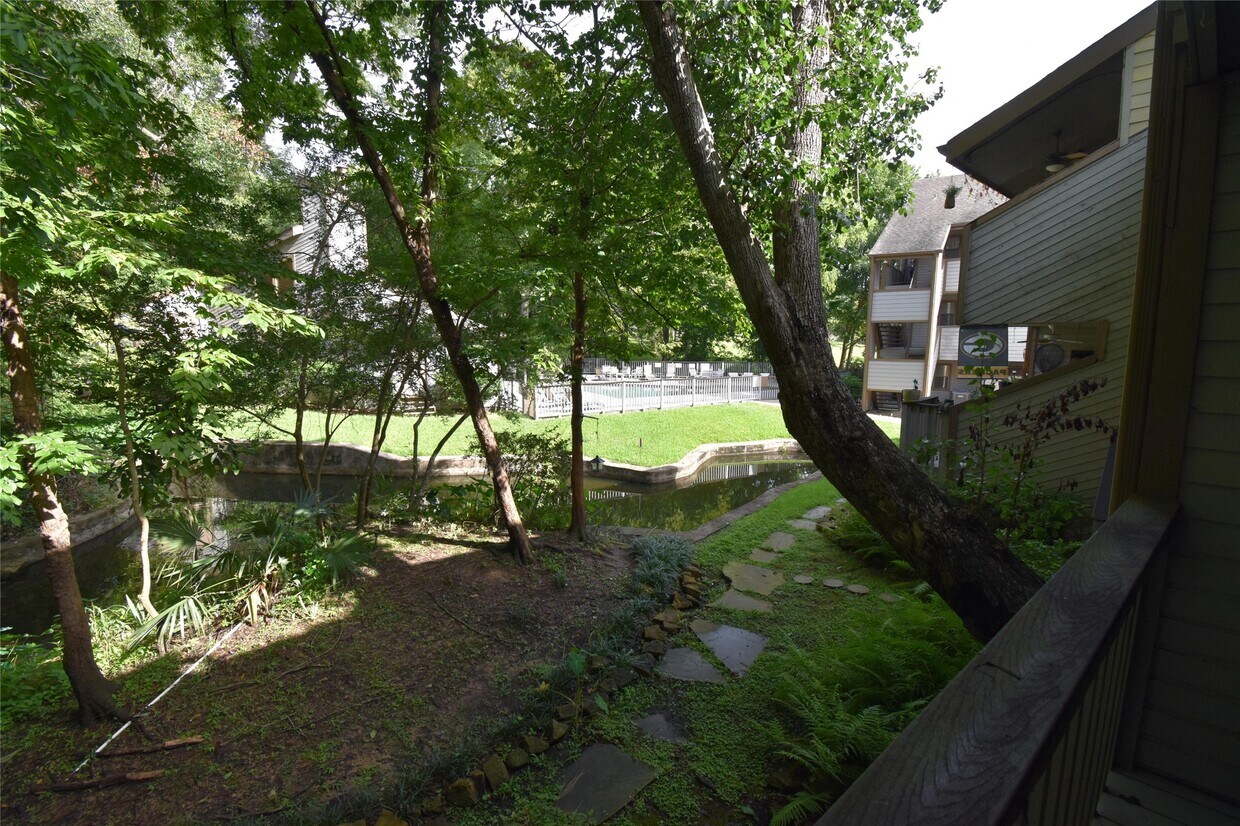 Primary Photo - 3900 Aspen Dr