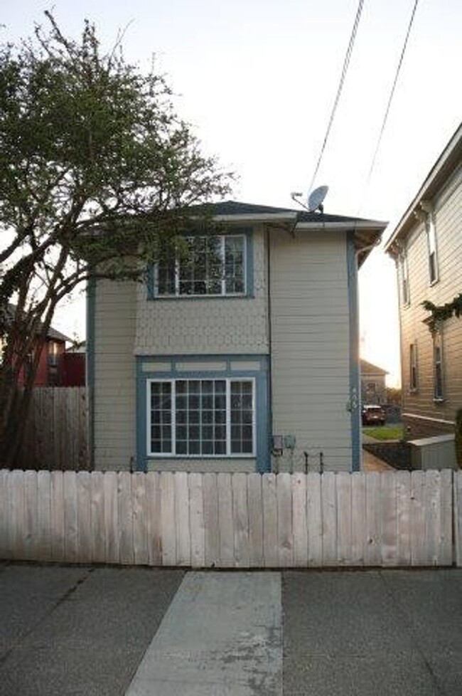 Foto del edificio - 806 California St