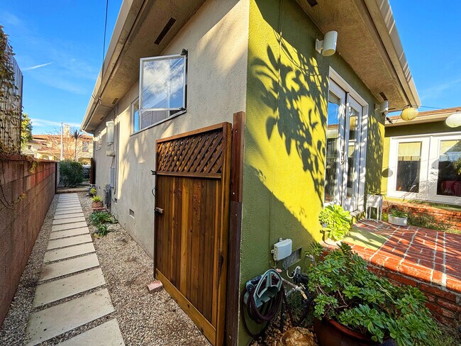 Side of house - 7462 W 80th St