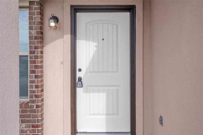 Building Photo - 109 Calvin Smith Ln.