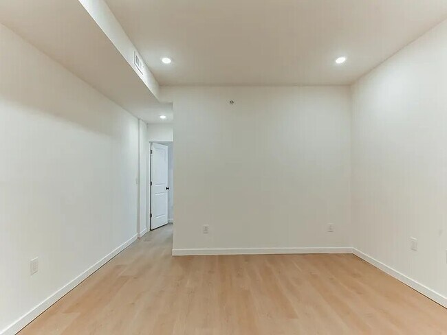 Foto del edificio - 6116 Wister St