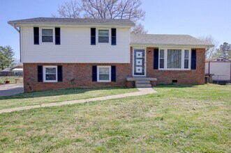 Building Photo - 517 Morrison Dr