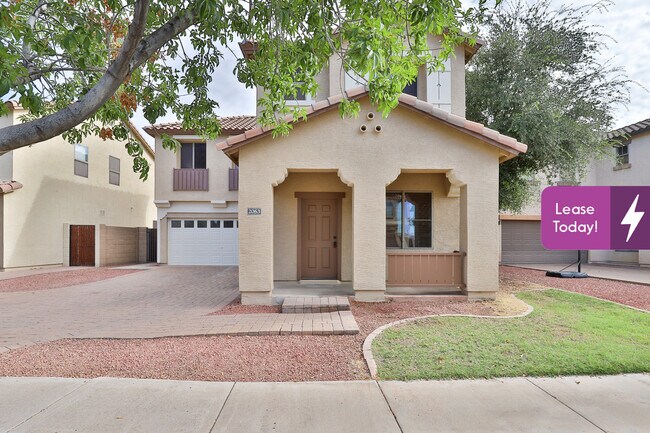 Building Photo - 2063 S Falcon Dr
