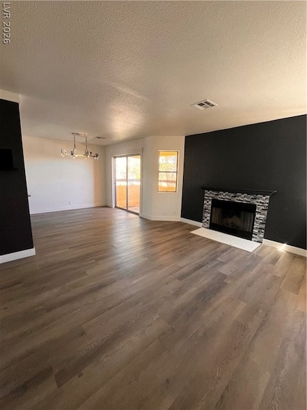 Building Photo - 6233 Ilanos Ln