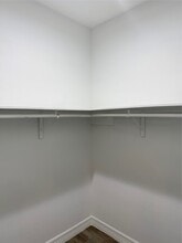 Building Photo - 716 Kolb Rd