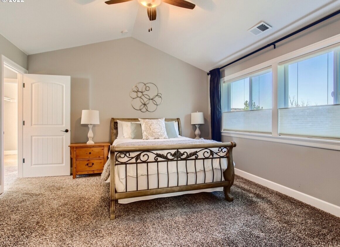 Foto principal - 18857 Tanoak Way