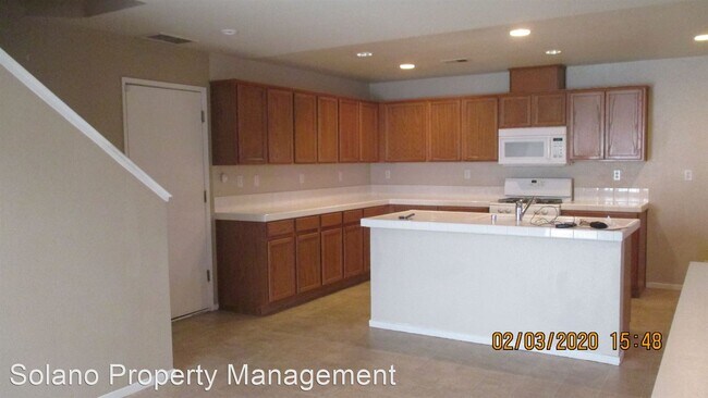 Building Photo - 4 br, 2.5 bath House - 3124 Puffin Circle