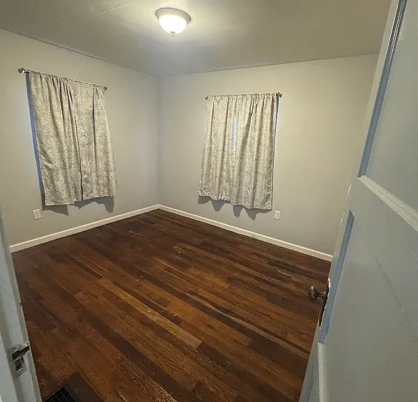 Foto del edificio - "Charming 3-Bedroom Home with Spacious 1760 Sq Ft in Greenwood, IN!"