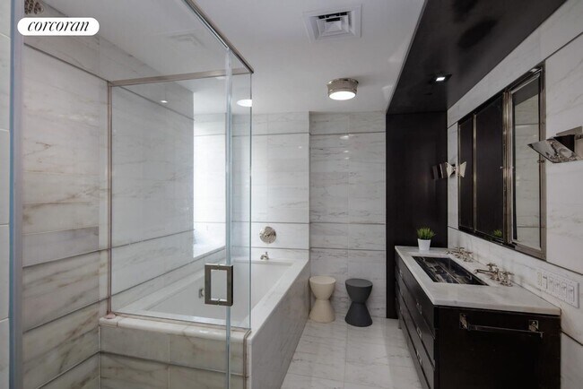 Foto del edificio - 151 E 85th St