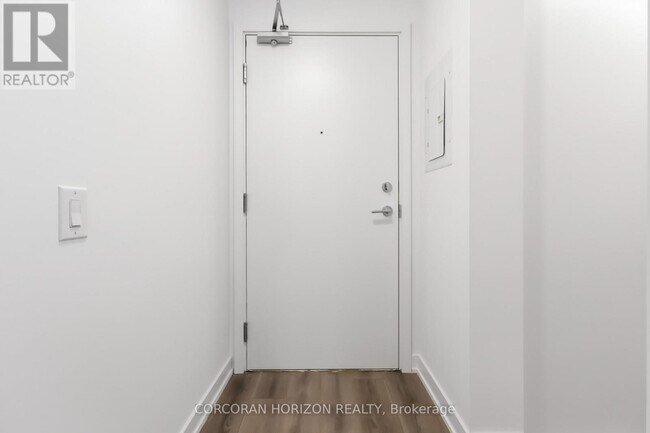 Photo du bâtiment - 7439 Kingston Rd