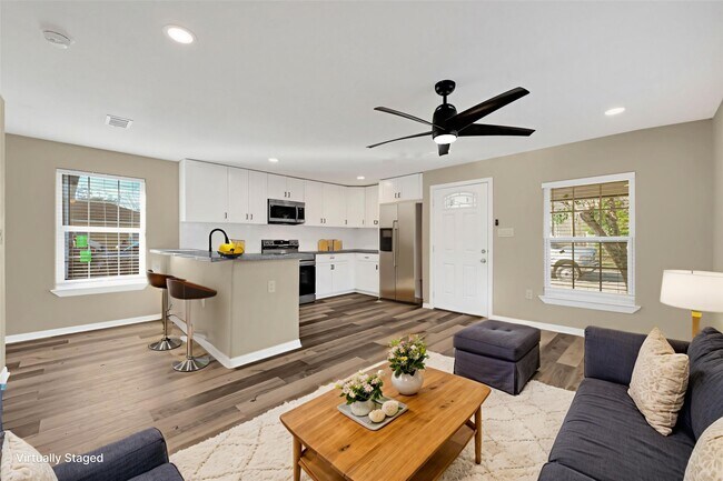 Foto del edificio - 7814 Avenue F