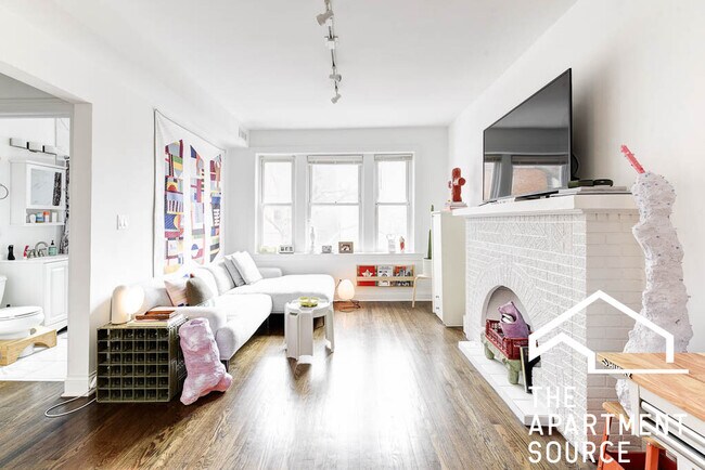 Foto del edificio - 2611 N Fairfield Ave