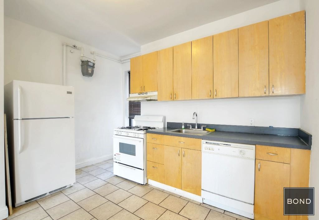 Foto principal - 572 W 141st St