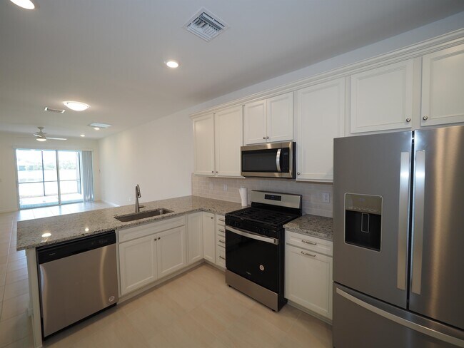 Building Photo - 9897 Bright Water Dr