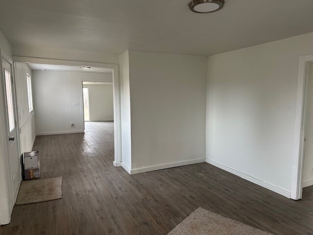 Foto del edificio - 4486 S Main St