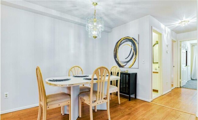 Foto del edificio - 226 Bexley Ln