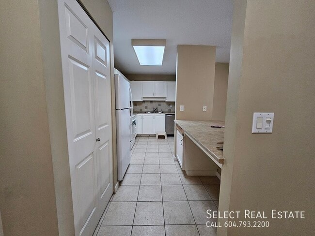 Photo du bâtiment - 2700 McCallum Rd