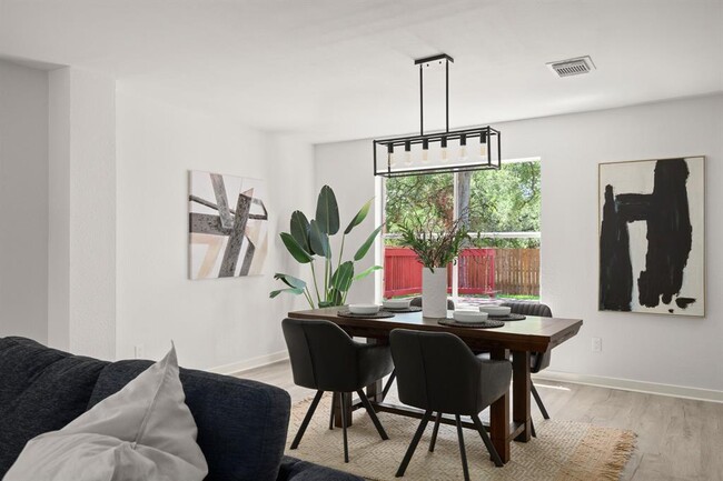 Foto del edificio - 7403 Rankin Trail