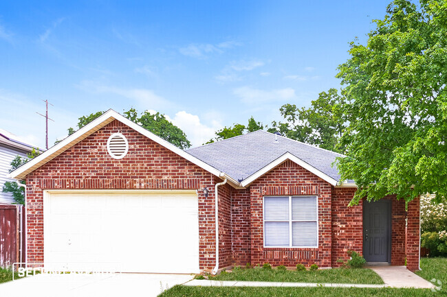 Building Photo - 2014 Brazos Dr