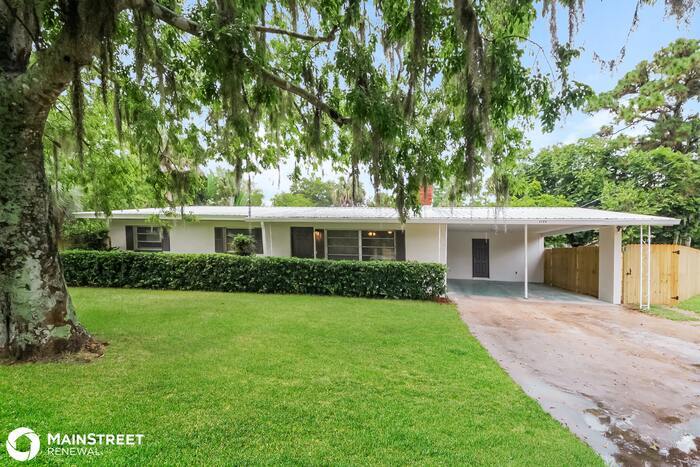 Foto principal - 4380 ALPINE LN, TITUSVILLE, FL 32780