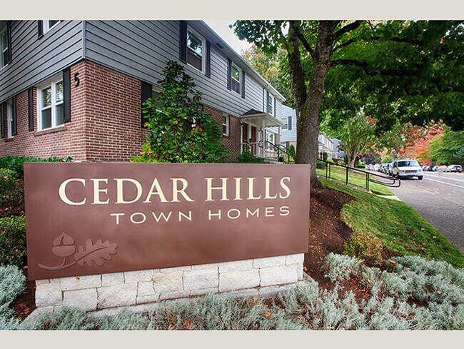 Foto del edificio - Updated Mid Century Townhouse in Cedar Hills with Modern Amenities!
